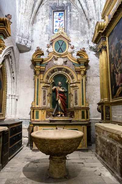 Interior of the Cathedral of Cuenca, baptismal Chapel, also called Chapel of San Antolin or Cabrera, is the oldest of the Cathedral built in century XIV, the central figure is San Ignacio, Cuenca, heritage of humanity — Stock Photo, Image