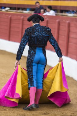 sabiote Arena, sabio, pelerin ile İspanyol Boğa güreşçisi