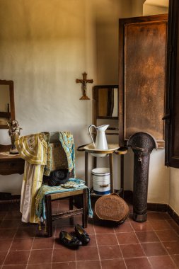 Bullring için gitmeden önce torero elbise için hazırlanan Oda