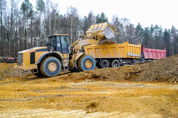 Benim, yükleme sırasında hammadde yüzey