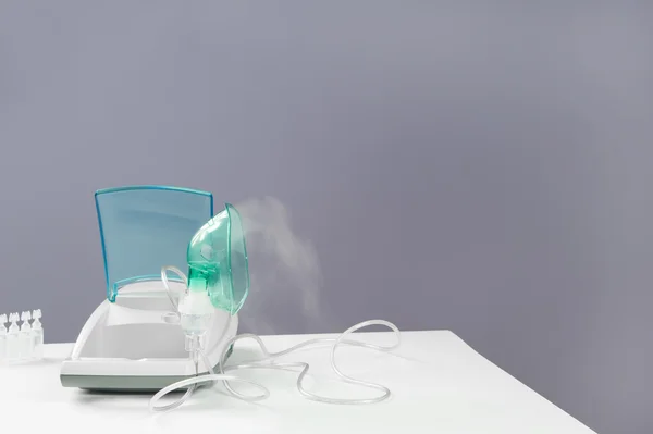 Wdychanie, inhalator, sprzęt medyczny, — Zdjęcie stockowe