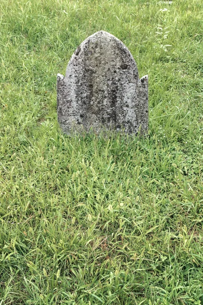 Tombstone Green Grass Copy Space Available Bottom Picture — Stock Photo, Image