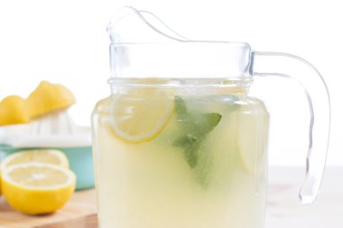 Sıkılmış limonata