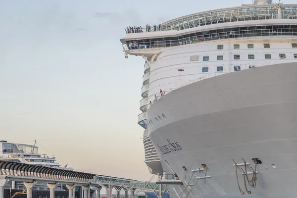 Allure of the Seas, Malaga — Stock Fotó