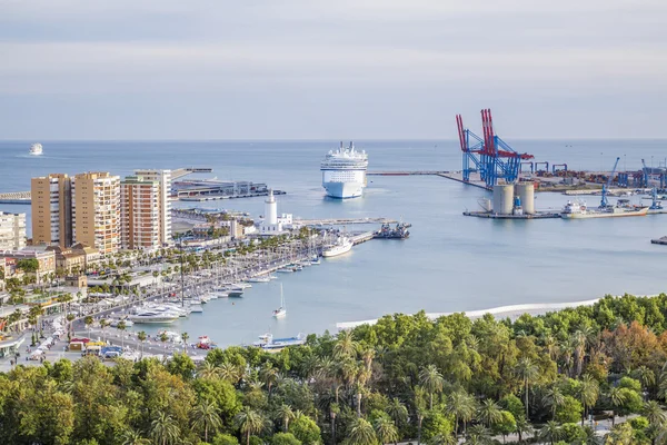 O fascínio dos mares em Málaga — Fotografia de Stock