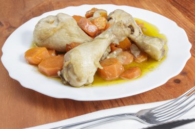 Havuç güveç ile tavuk