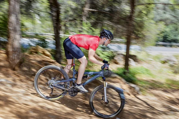 Uomo in bicicletta — Foto Stock