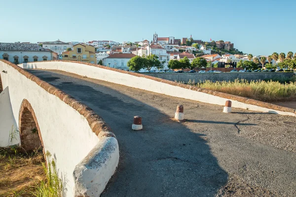 Die rombrücke in silbern, portugal — Stockfoto