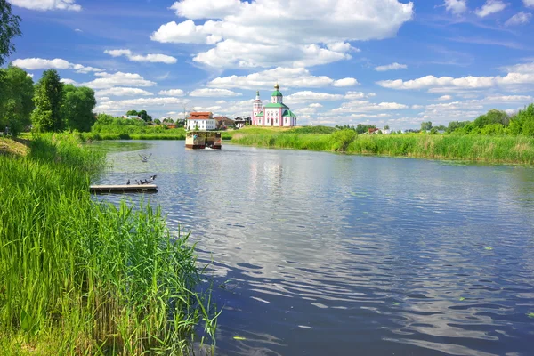 Summer landscape in Suzdal — Stock Photo, Image