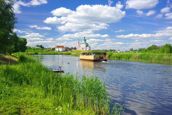 Summer landscape in Suzdal — Stock Photo, Image