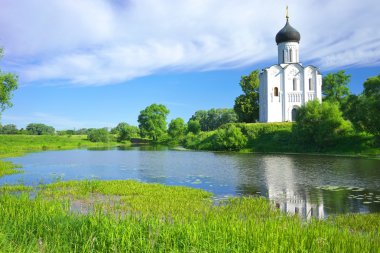 ボゴリュボヴォのとりなしの祈りの教会.