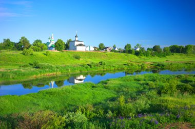 Suzdal, nehir Nerl yaz peyzaj