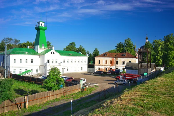 Krajobraz lato w Suzdal, Kreml. — Zdjęcie stockowe