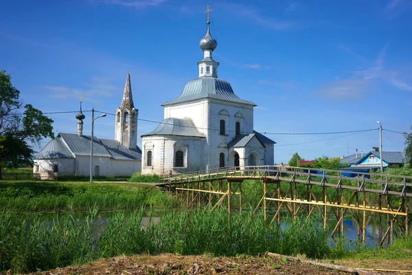 Summer landscape in Suzdal, church of the Epiphany — Stock Photo, Image