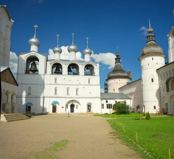 Der Kreml in Rostow der Große. Goldring von Russland. — Stockfoto