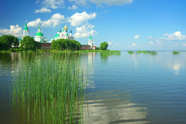 Rostov Veliky. Lago Nero . — Foto Stock