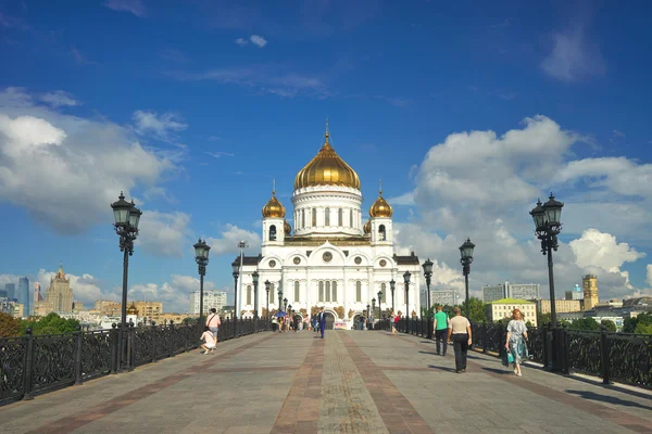 MOSCOW - AUGUST 4: Moscow, Russia Christ the Savior Cathedral view in August 4, 2016. — Stock Photo, Image