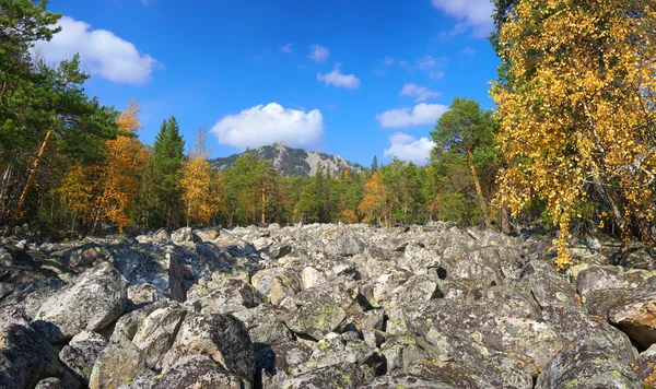 The mountains of the Southern Urals. — Stock Photo, Image