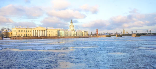Saint - Petersburg.