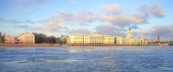 Saint - Petersburg.