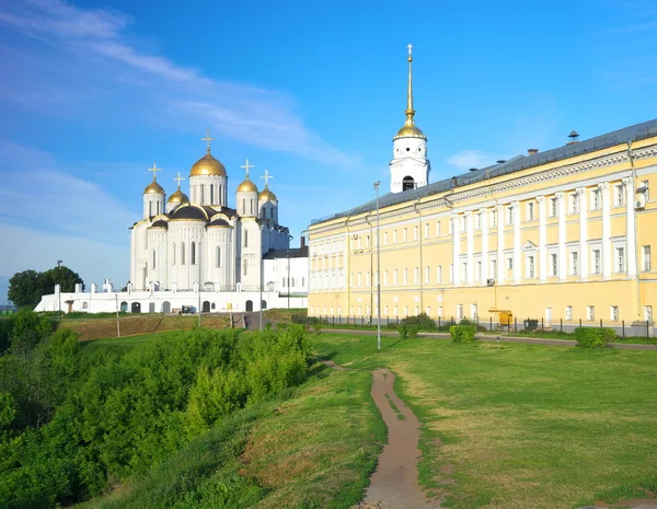 Catedral da Assunção em Vladimir no verão, Rússia — Fotografia de Stock