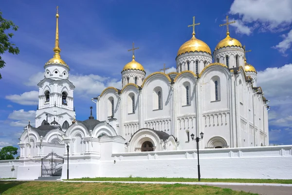 Catedral de la Asunción en Vladimir en verano, Rusia —  Fotos de Stock