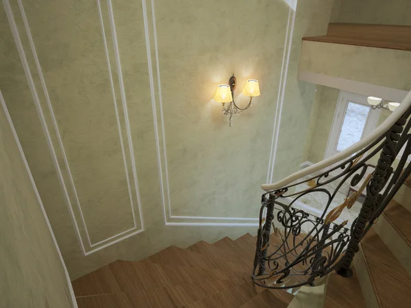 Спиральная лестница в роскошном доме — стоковое фото