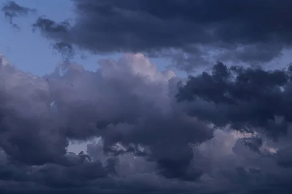 Epic Dramatic Storm Sky Dark Blue Grey Black Cumulus Rainy — Photo
