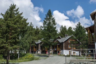 Ahşap ekolojik otel