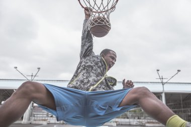 Profesyonel gecekondu dunks