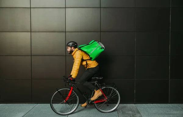 Jeździec Rowerze Obraz Mężczyzny Średnim Wieku Pracującego Centrum Miasta Dostarczanie — Zdjęcie stockowe