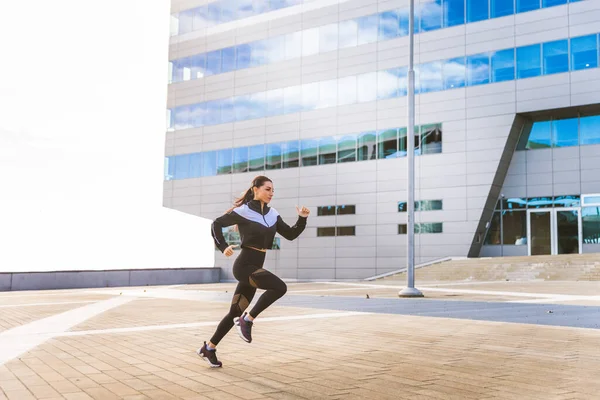 Fille Sportive Avec Entraînement Physique Forme Extérieur Belle Femme Faisant — Photo