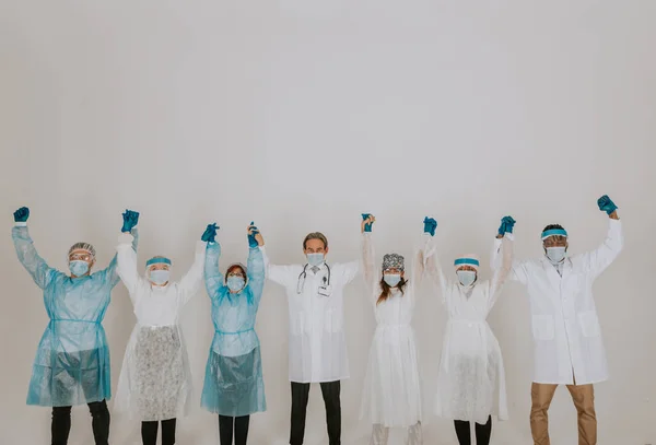 Equipo Médicos Enfermeras Con Trajes Protección Desechables Máscaras Faciales Para — Foto de Stock