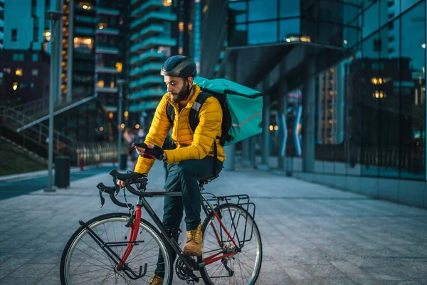 Servicio Reparto Comida Jinete Entrega Alimentos Los Cantos Con Bicicleta — Foto de Stock