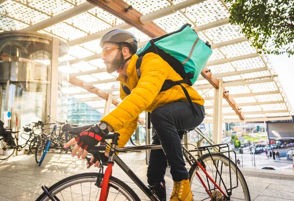 Serviço Entrega Alimentos Cavaleiro Entrega Alimentos Para Clínicas Com Bicicleta — Fotografia de Stock