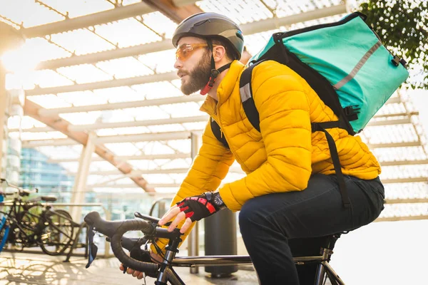 Matleveransservice Ryttare Levererar Mat Till Clints Med Cykel Begrepp Transport — Stockfoto