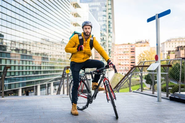 Matleveransservice Ryttare Levererar Mat Till Clints Med Cykel Begrepp Transport — Stockfoto