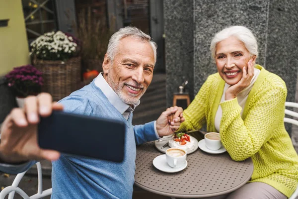 Beautiful Senior Couple Dating Outdoors Mature Couple Portrait Concepts Elderly — Stock Photo, Image