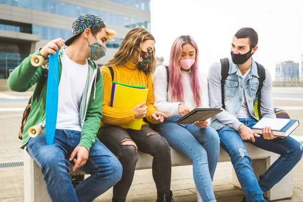 Happy Young People Meeting Outdoors Group Cheerful Teenagers Having Fun — Stock Photo, Image