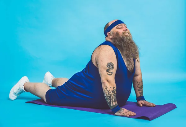 Hipster Uomo Con Tatuaggi Fare Sport Esercizi Mattino — Foto Stock