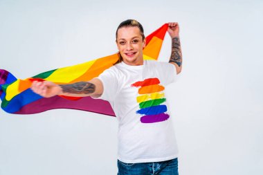 Igbtq toplum hakları için transseksüel mücadele - transseksüel erkek portresi, eşcinsellere, lezbiyenlere, transseksüellere ve homofobiye karşı kavramsal destek