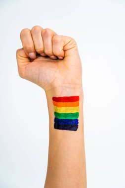 Igbtq toplum hakları için transseksüel mücadele - transseksüel erkek portresi, eşcinsellere, lezbiyenlere, transseksüellere ve homofobiye karşı kavramsal destek