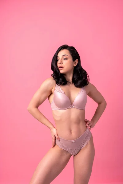 Mulher Sexy Com Corpo Sensual Fazendo Poses Eróticas Menina Bonita — Fotografia de Stock