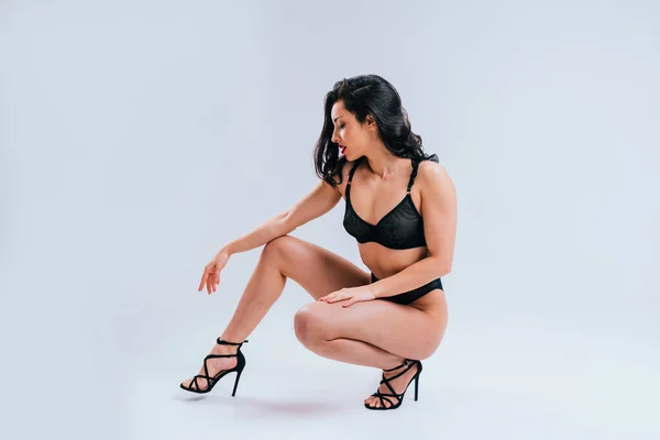 Mulher Sexy Com Corpo Sensual Fazendo Poses Eróticas Menina Bonita — Fotografia de Stock