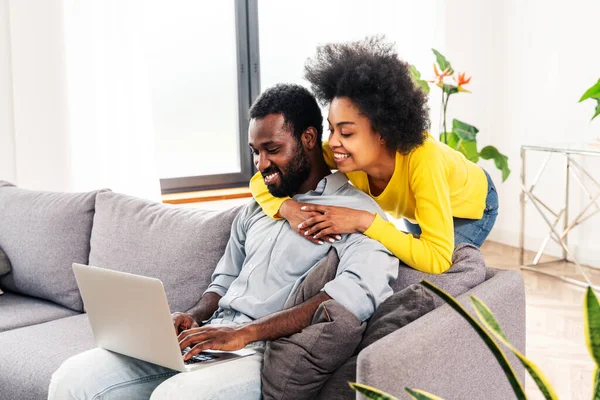 Beautiful Afro American Couple Working Computer Laptop Device Modern Couple — Stock Photo, Image