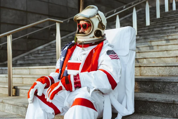 Homme Espace Lgbt Dans Une Station Futuriste Homme Avec Costume — Photo