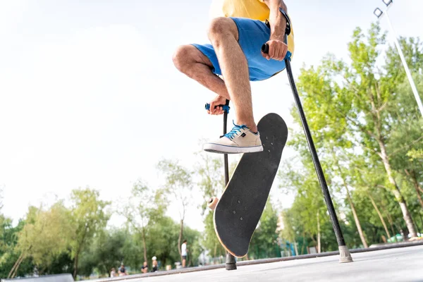 Patenci Kaykay Parkında Vakit Geçiriyor Engellilik Spor Konsepti — Stok fotoğraf