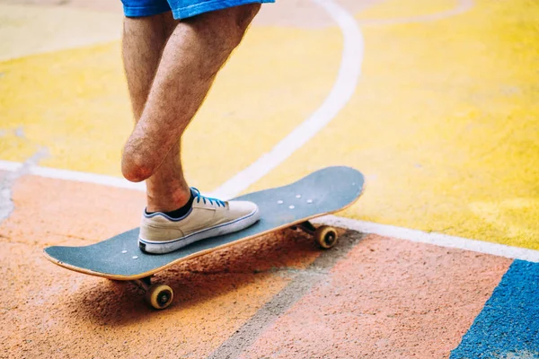 Patinador Amputado Passar Tempo Parque Skate Conceito Sobre Deficiência Esportes — Fotografia de Stock