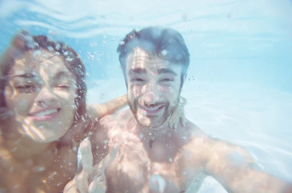 Selfie onderwater — Stockfoto