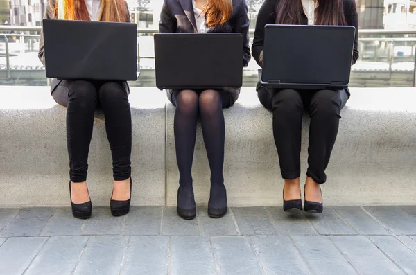 Zakelijke vrouwen — Stockfoto